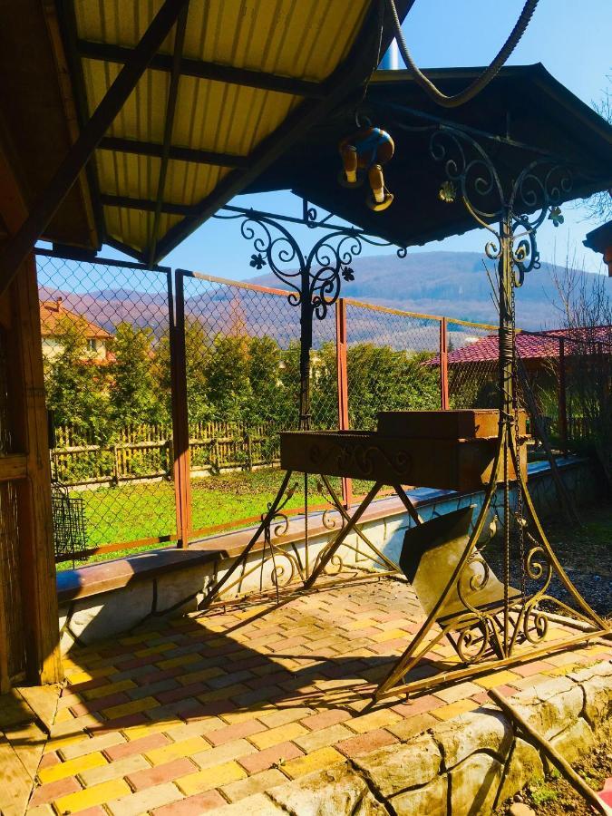 Будинок В Горах بوليانا المظهر الخارجي الصورة